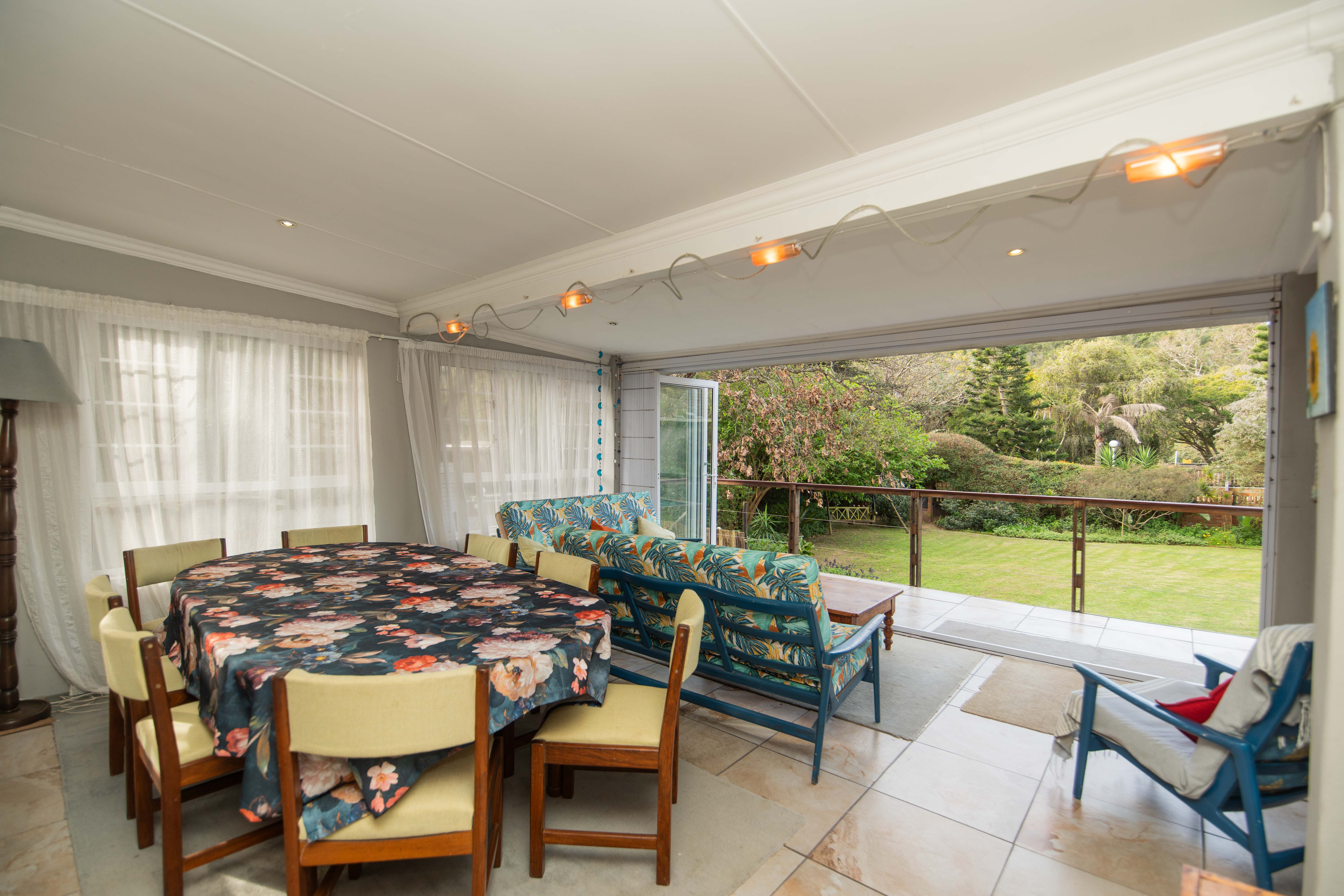 Main open plan entertainment wing